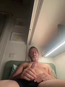 Snapshot of ivandotato23 chatting on 13, 7, 2026 ivandotato23 online show from 13, 7, 2026