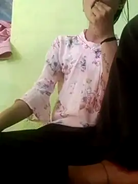 wifedesi7050 online show from 24, 3, 2026