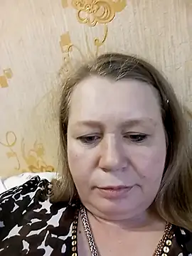 KiraStanton online show from 7, 3, 2026