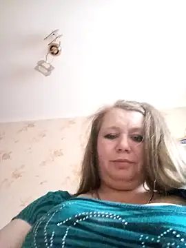 KiraStanton online show from 22, 3, 2026