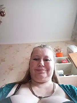 Snapshot of KiraStanton chatting on 7, 6, 2026 KiraStanton online show from 7, 6, 2026