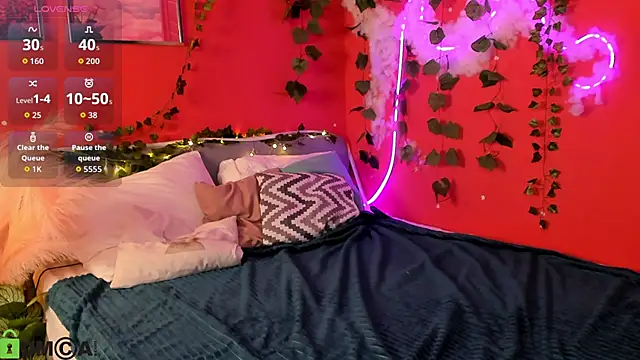 Tiffany Robinson online show from 4, 3, 2026