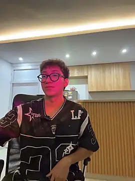 Apolo 137 online show from 14, 4, 2026