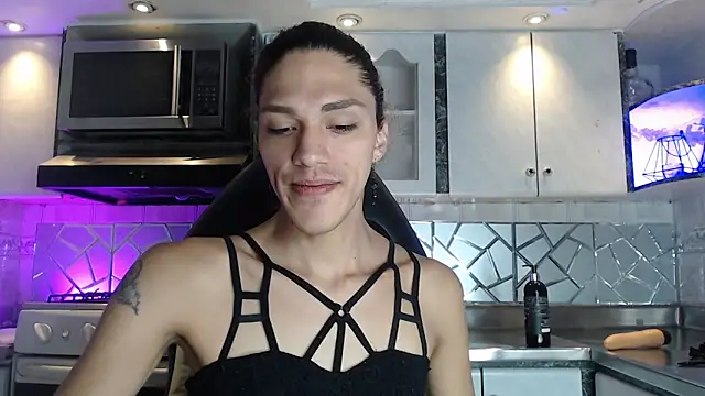 Snapshot of CrisOzzz chatting on 19, 4, 2026 CrisOzzz online show from 19, 4, 2026