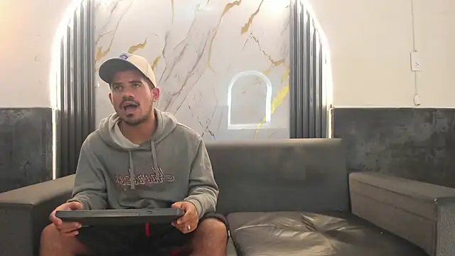 Latins on fire online show from 15, 4, 2026