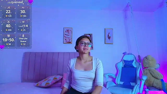 Zoow bluussh online show from 2, 3, 2026