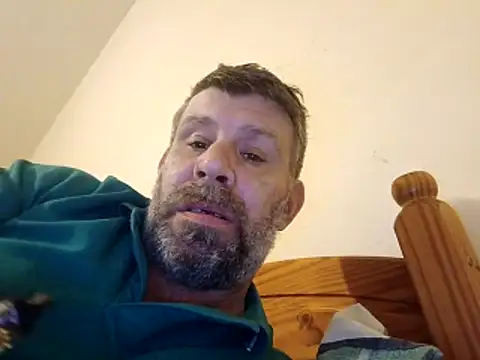 Snapshot of stud2512 chatting on 10, 3, 2026 stud2512 online show from 10, 3, 2026