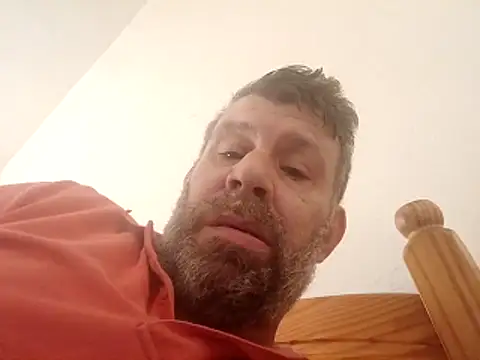 Snapshot of stud2512 chatting on 15, 3, 2026 stud2512 online show from 15, 3, 2026