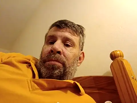 Snapshot of stud2512 chatting on 16, 3, 2026 stud2512 online show from 16, 3, 2026