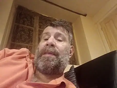 Snapshot of stud2512 chatting on 27, 3, 2026 stud2512 online show from 27, 3, 2026