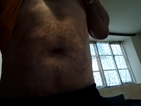 Snapshot of stud2512 chatting on 3, 4, 2026 stud2512 online show from 3, 4, 2026