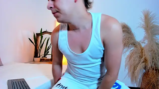 Snapshot of SamJoness_ chatting on 28, 2, 2026 SamJoness online show from 28, 2, 2026