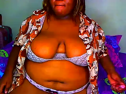 SweetChubbyQueen online show from 1, 3, 2026