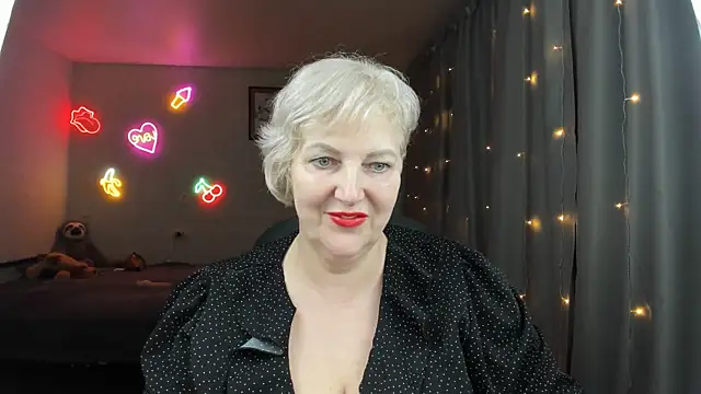 Mary-Leee online show from 28, 5, 2026