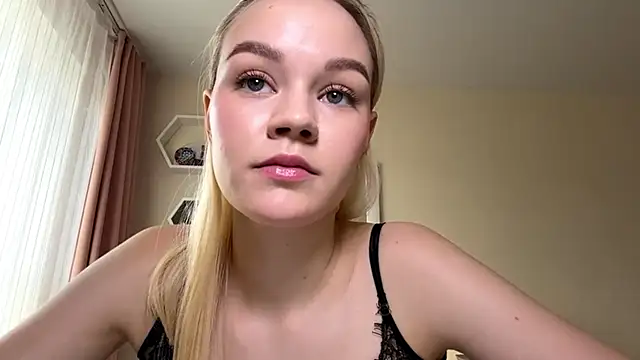 MiaCashe online show from 27, 5, 2026