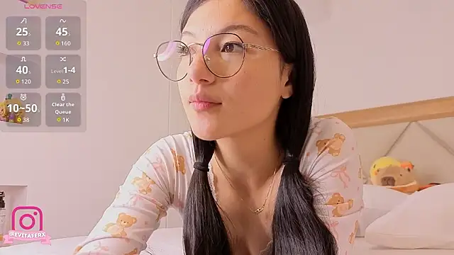 eva depp  online show from 12, 3, 2026