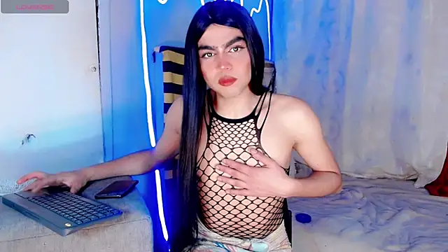 xyaraluv  online show from 5, 4, 2026