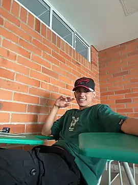 HarryGaze online show from 6, 4, 2026