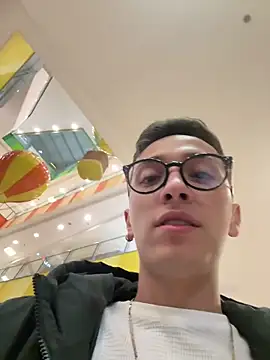 Snapshot of Thiago_Jones1 chatting on 15, 3, 2026 Thiago Jones1 online show from 15, 3, 2026