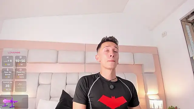 Snapshot of Thiago_Jones1 chatting on 20, 3, 2026 Thiago Jones1 online show from 20, 3, 2026