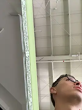 Snapshot of Thiago_Jones1 chatting on 12, 4, 2026 Thiago Jones1 online show from 12, 4, 2026