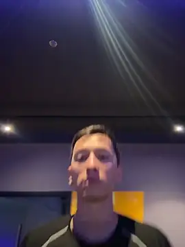 Snapshot of Thiago_Jones1 chatting on 14, 4, 2026 Thiago Jones1 online show from 14, 4, 2026