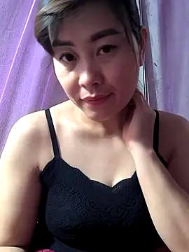 Snapshot of juicy-milu chatting on 5, 3, 2026 juicy-milu online show from 5, 3, 2026