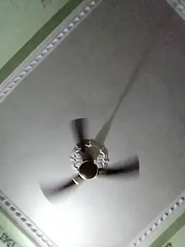 sassycouple2 online show from 18, 4, 2026