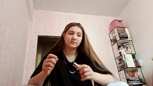 Snapshot of JanineThielman chatting on 29, 3, 2026 JanineThielman online show from 29, 3, 2026