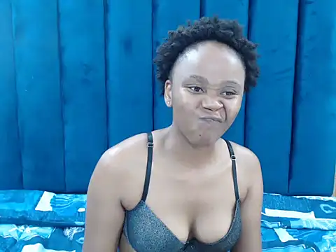 CreamyTea online show from 3, 3, 2026