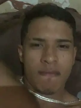 MoinhoO18 online show from 8, 3, 2026