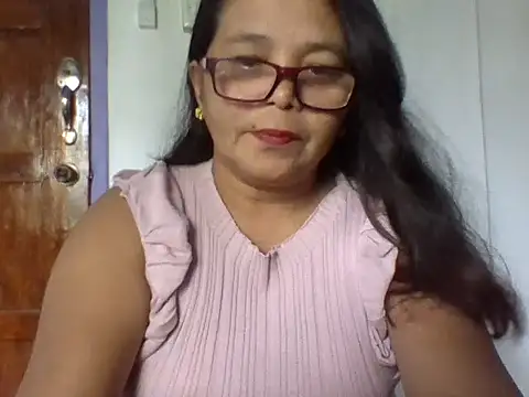 Snapshot of Flowerblossom123 chatting on 30, 4, 2026 Flowerblossom123 online show from 30, 4, 2026