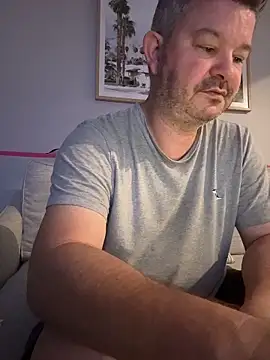 chubbylittlesecret online show from 19, 3, 2026