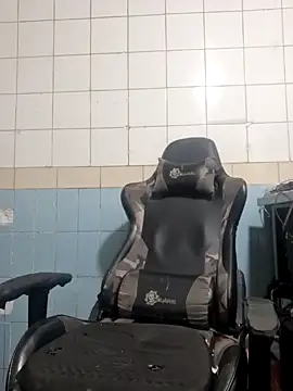 boyp3netrat0r online show from 10, 4, 2026