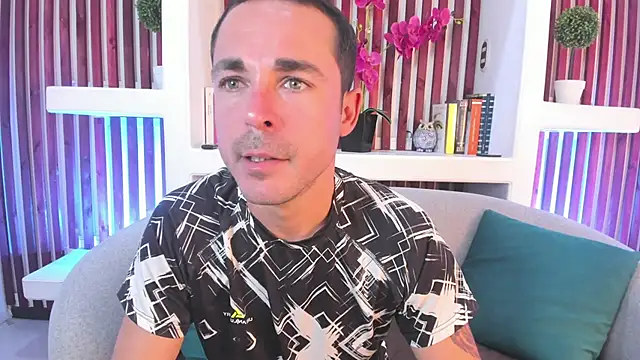 Snapshot of Adams_Sanz chatting on 8, 5, 2026 Adams Sanz online show from 8, 5, 2026