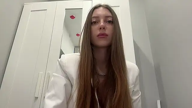 selena favn online show from 31, 3, 2026