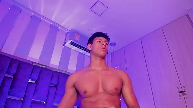 Snapshot of DomenicoRey chatting on 27, 2, 2026 DomenicoRey online show from 27, 2, 2026