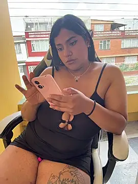 Snapshot of Nahomy_firee chatting on 7, 3, 2026 Nahomy firee online show from 7, 3, 2026