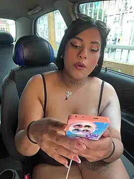 Snapshot of Nahomy_firee chatting on 10, 4, 2026 Nahomy firee online show from 10, 4, 2026