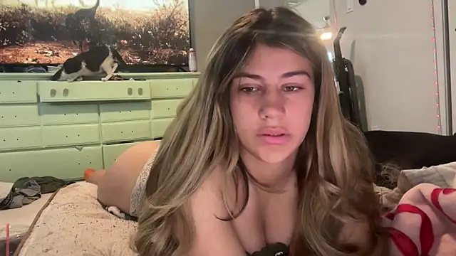 Snapshot of TheLexiLuvvr chatting on 24, 2, 2026 TheLexiLuvvr online show from 24, 2, 2026