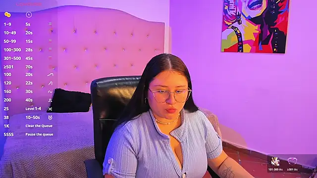 sienna cavalli online show from 4, 3, 2026