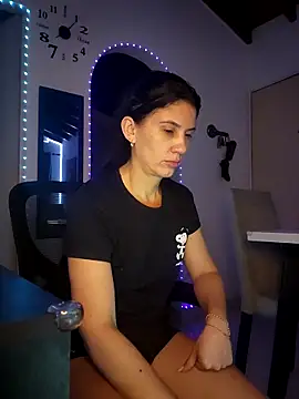 sashaaqueen online show from 2, 3, 2026