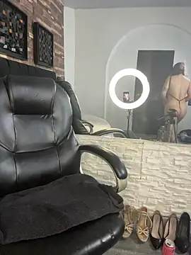 Snapshot of kendra_leroy chatting on 14, 3, 2026 kendra leroy online show from 14, 3, 2026