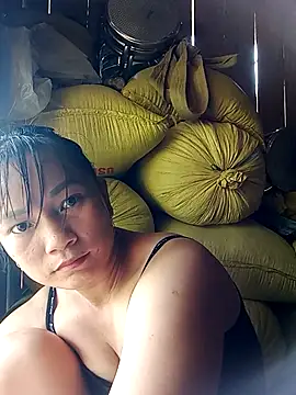 mami-rubi online show from 8, 4, 2026