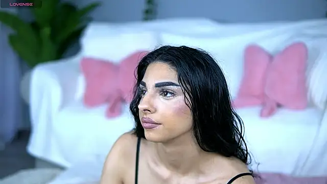 AvaCalvert online show from 28, 3, 2026