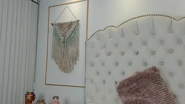 Sara funy online show from 24, 3, 2026