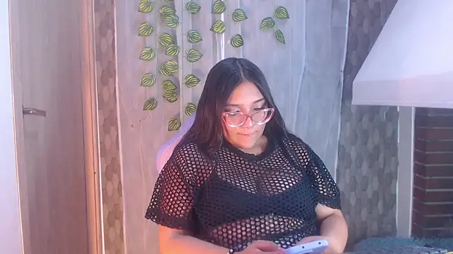 anyela donecm online show from 8, 5, 2026
