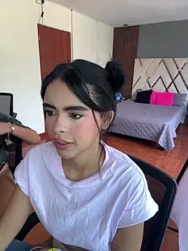 kitty rousse01 online show from 19, 3, 2026