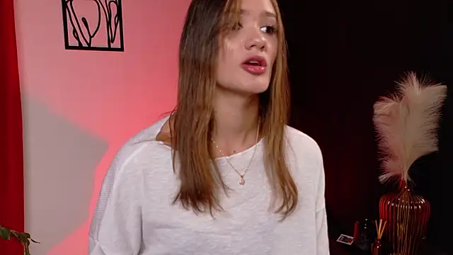 Mia Benett  online show from 22, 5, 2026