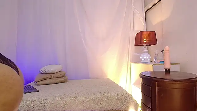 Snapshot of Assly_Love chatting on 11, 3, 2026 Assly Love online show from 11, 3, 2026